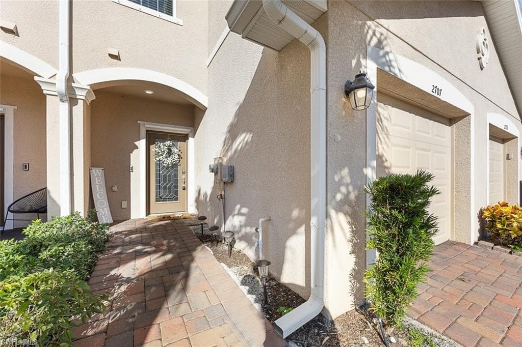 2707 Blossom WAY-3