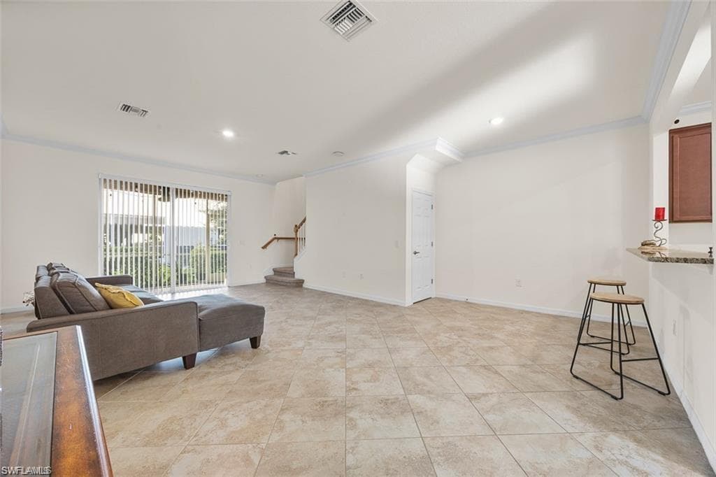 2707 Blossom WAY-5