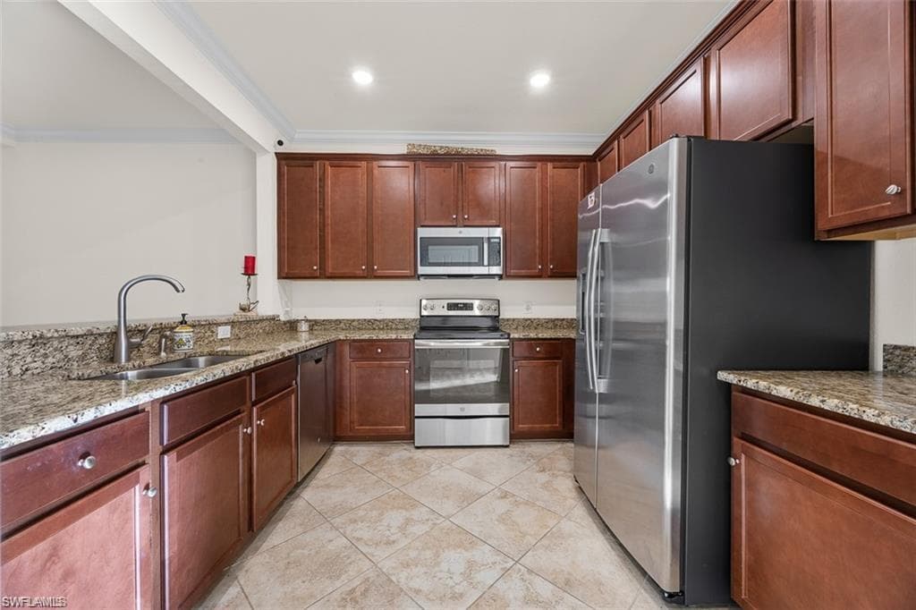 2707 Blossom WAY-9