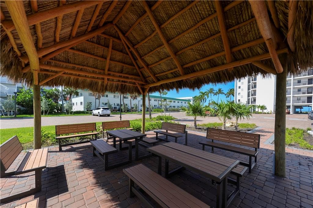 6400 Estero BLVD 603-3