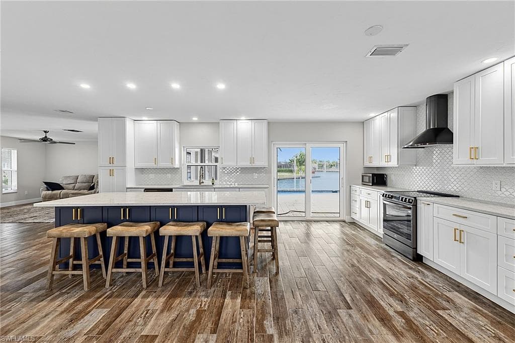 1230 Swan CT-6