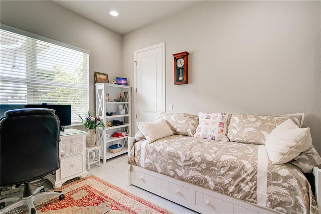 28713 Montecristo LOOP-27