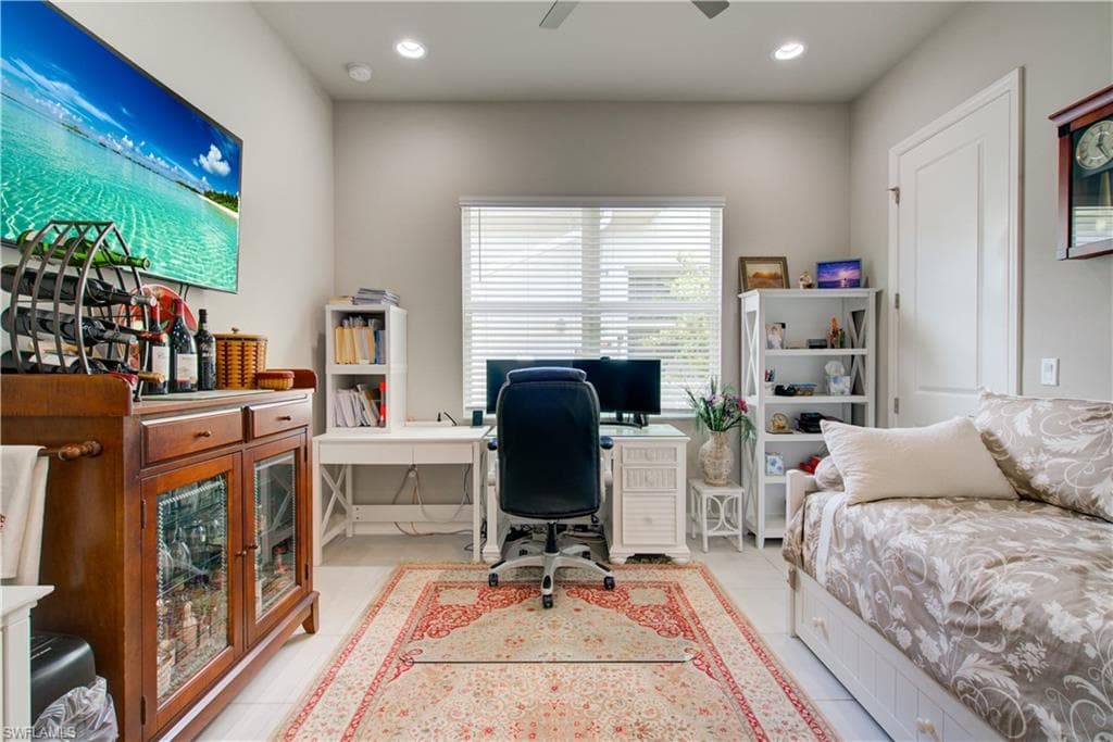28713 Montecristo LOOP-26