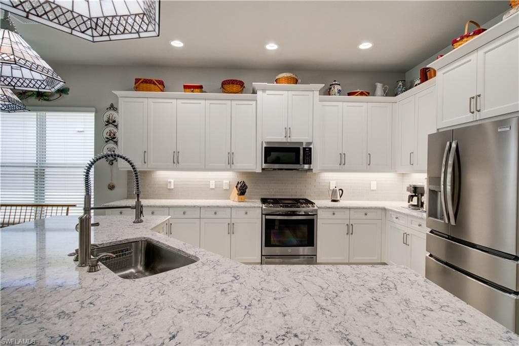28713 Montecristo LOOP-7