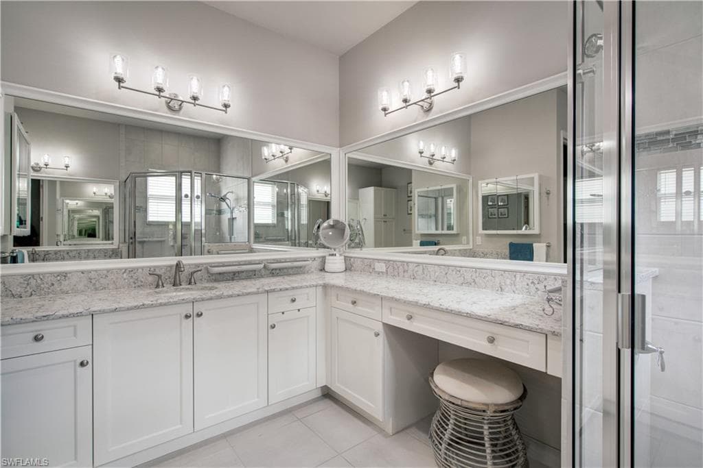 28713 Montecristo LOOP-18