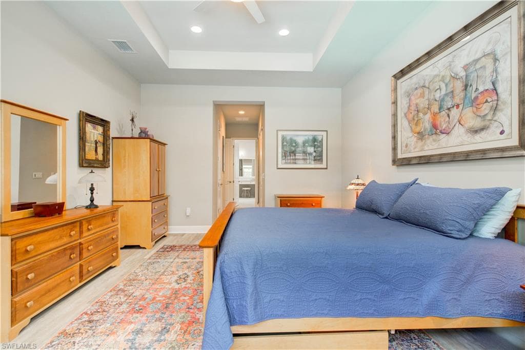 28713 Montecristo LOOP-15