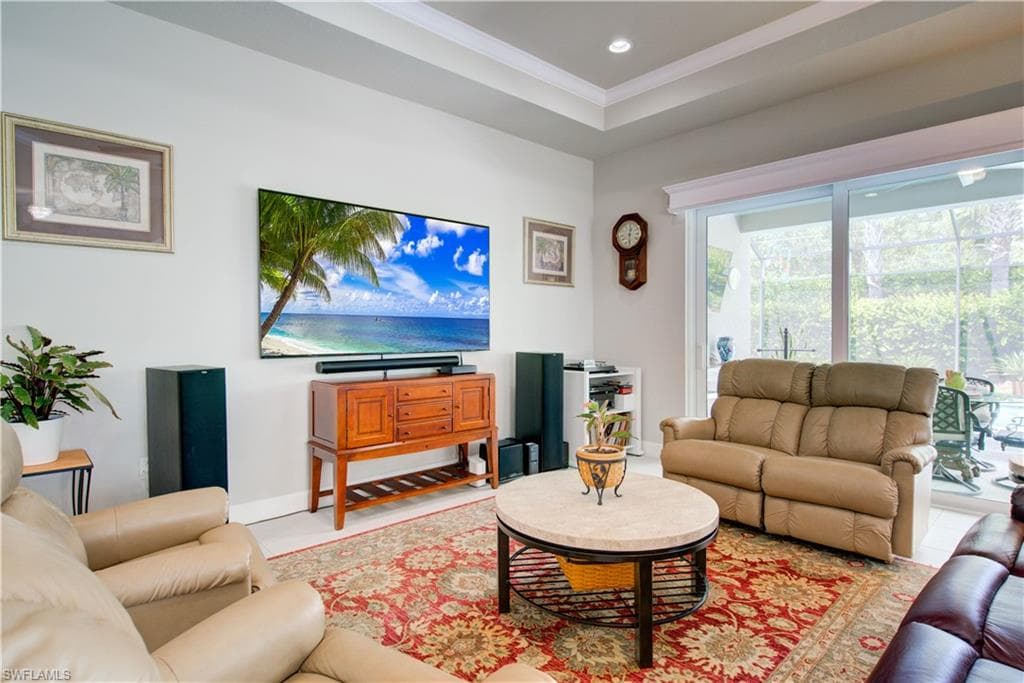 28713 Montecristo LOOP-11