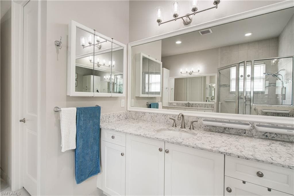 28713 Montecristo LOOP-19