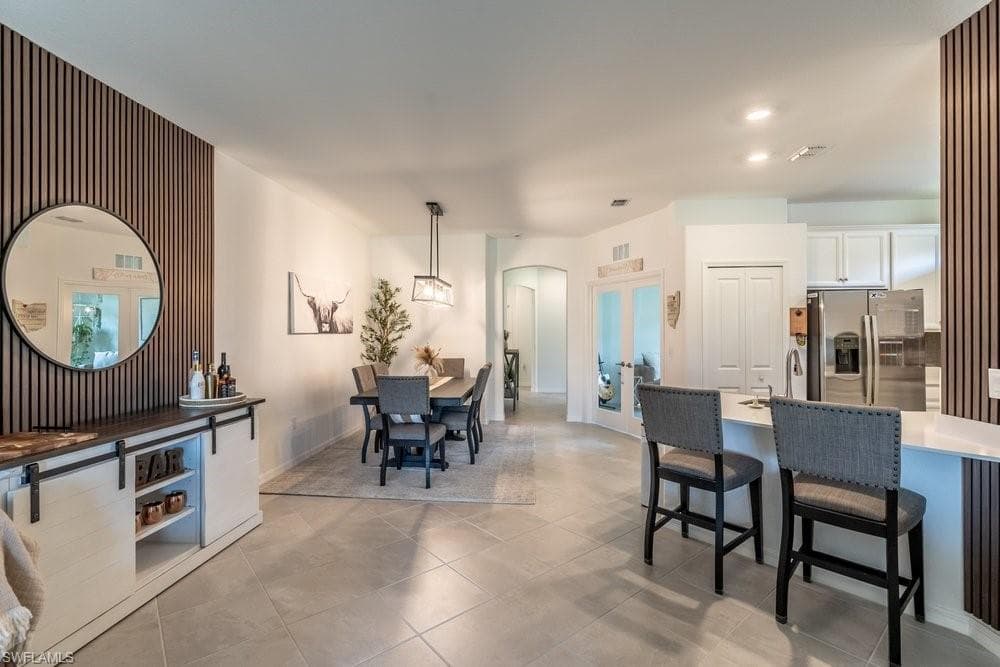 2645 Vine AVE-1
