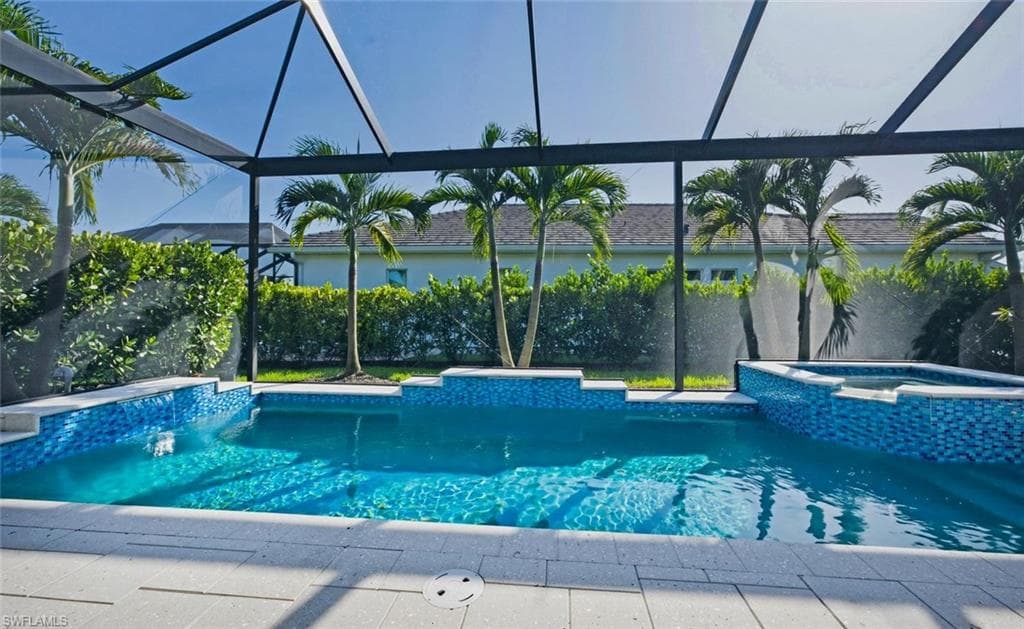 8986 Redonda DR-36
