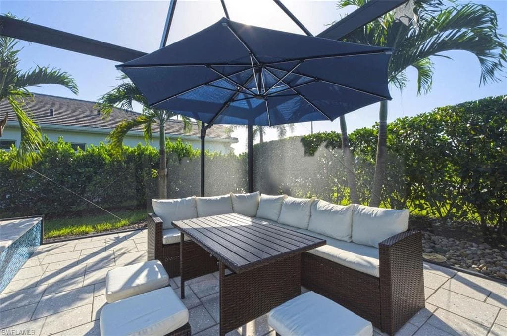 8986 Redonda DR-37