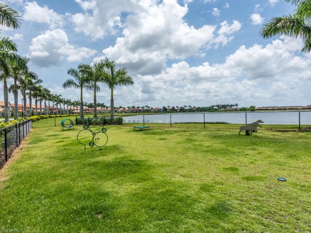 1577 Vizcaya LN-32