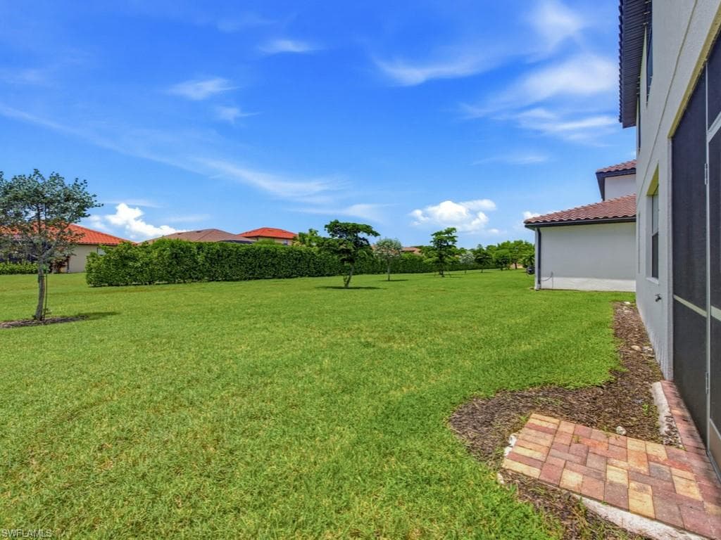 1577 Vizcaya LN-24