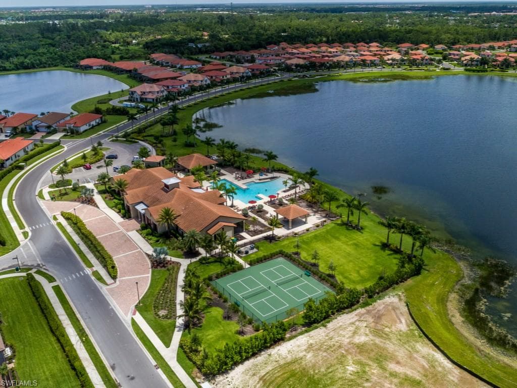 1577 Vizcaya LN-33