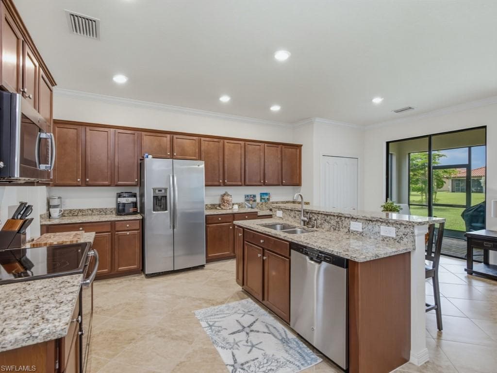 1577 Vizcaya LN-4