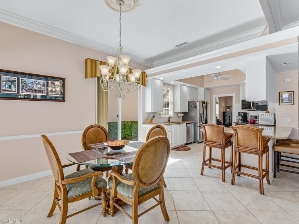 3829 Whidbey WAY-13