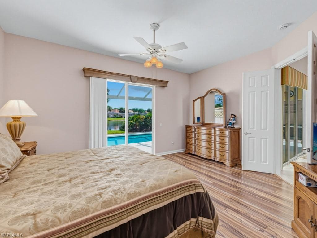 3829 Whidbey WAY-7