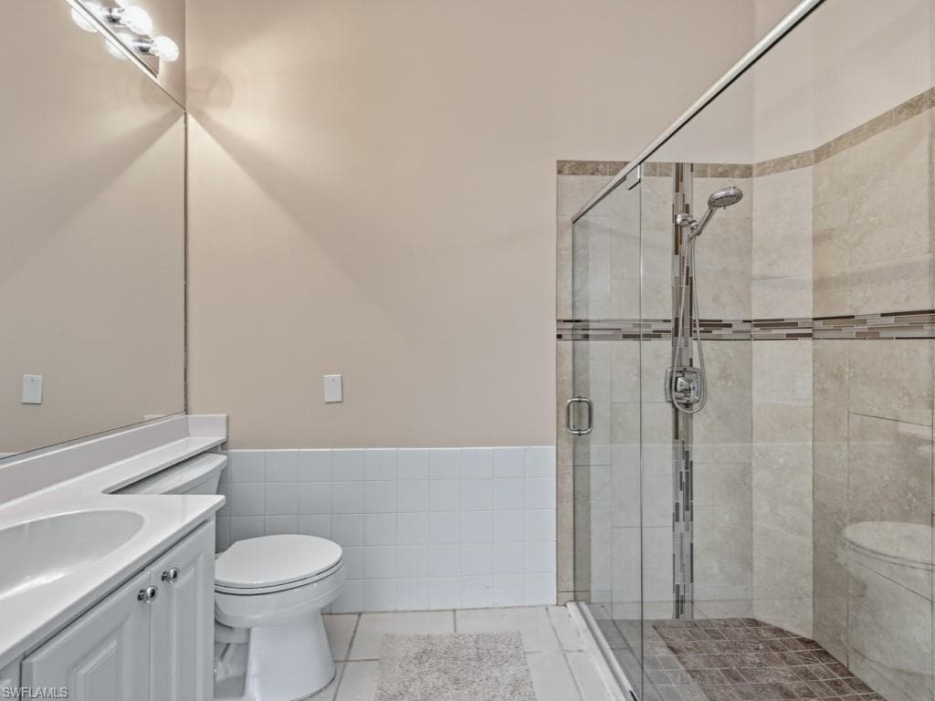 3829 Whidbey WAY-10