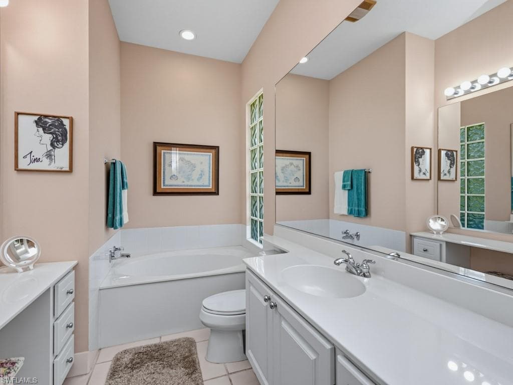 3829 Whidbey WAY-8