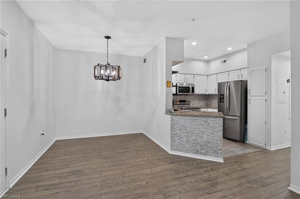 23520 Walden Center DR 205-6