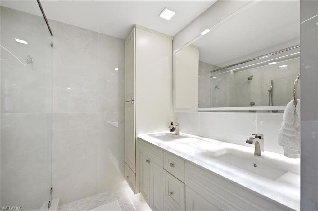 1274 Pine CT-31