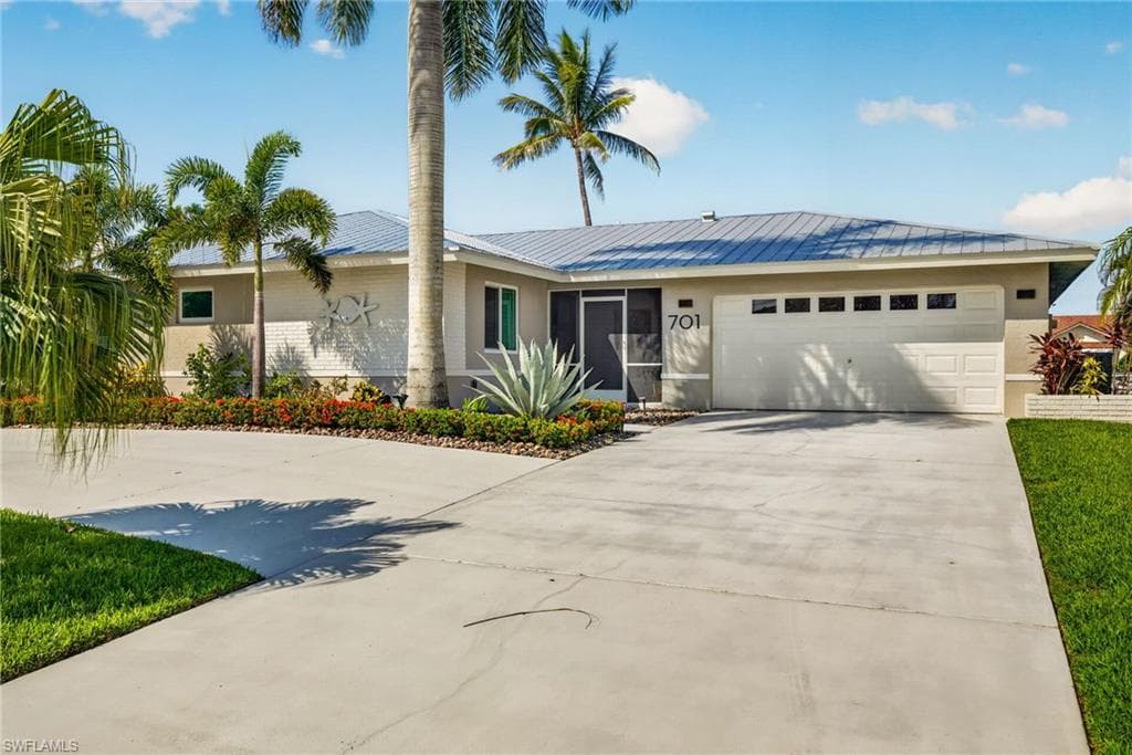 701 Santa Margerita LN-2
