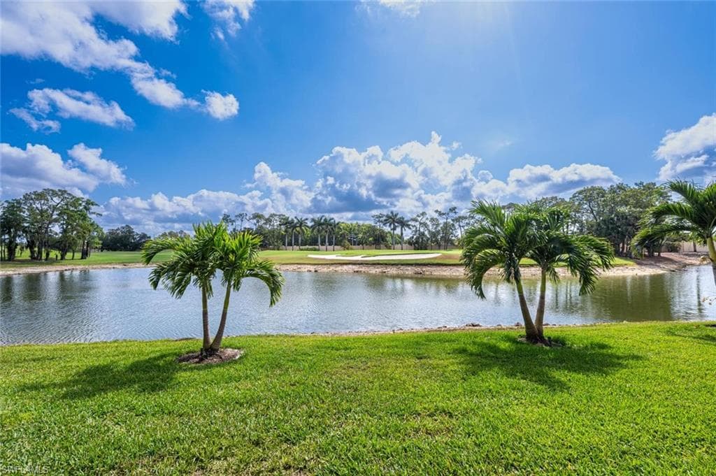 7360 Saint Ives WAY 2301-28
