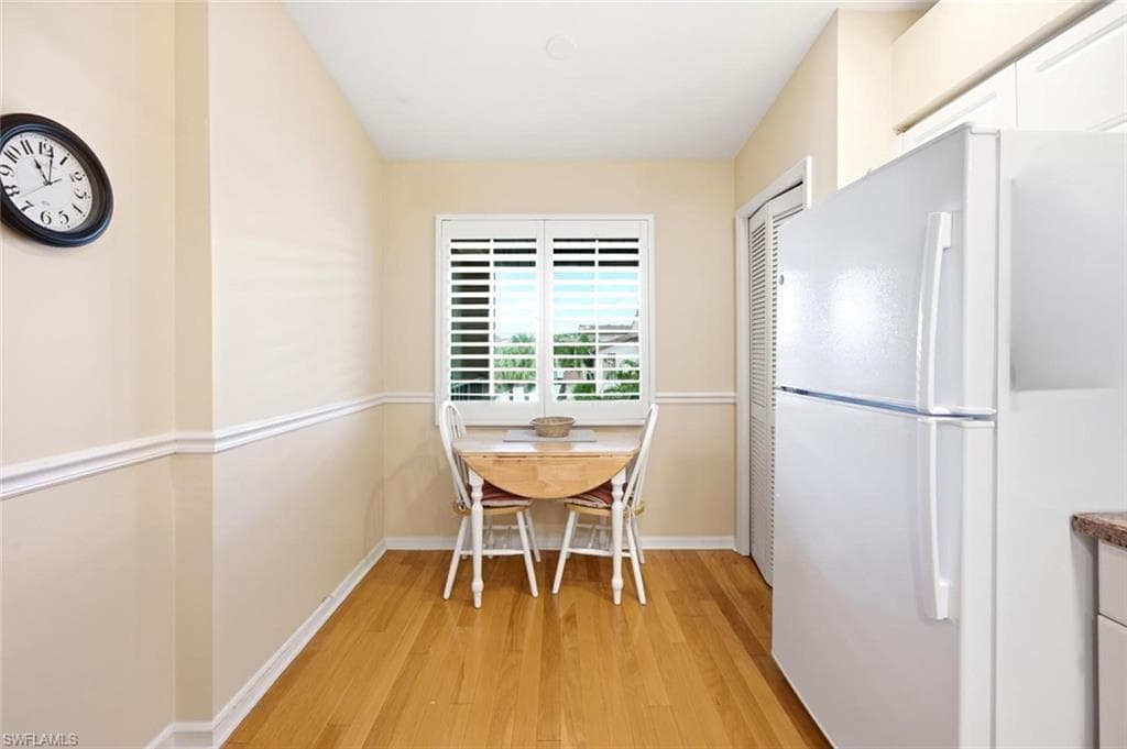 7360 Saint Ives WAY 2301-21