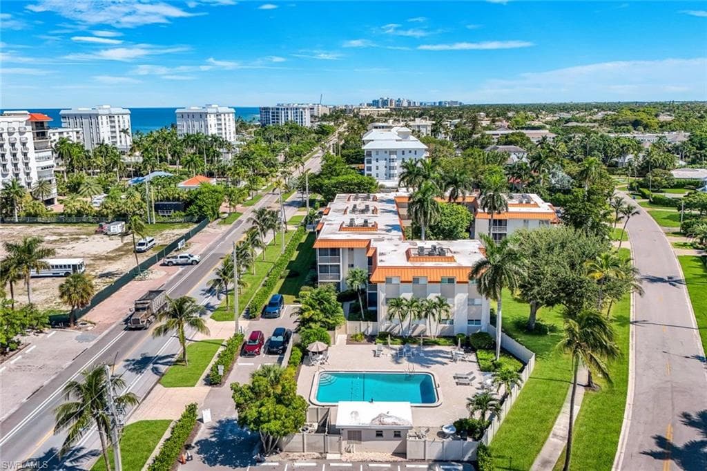 1100 Gulf Shore BLVD N 108-21