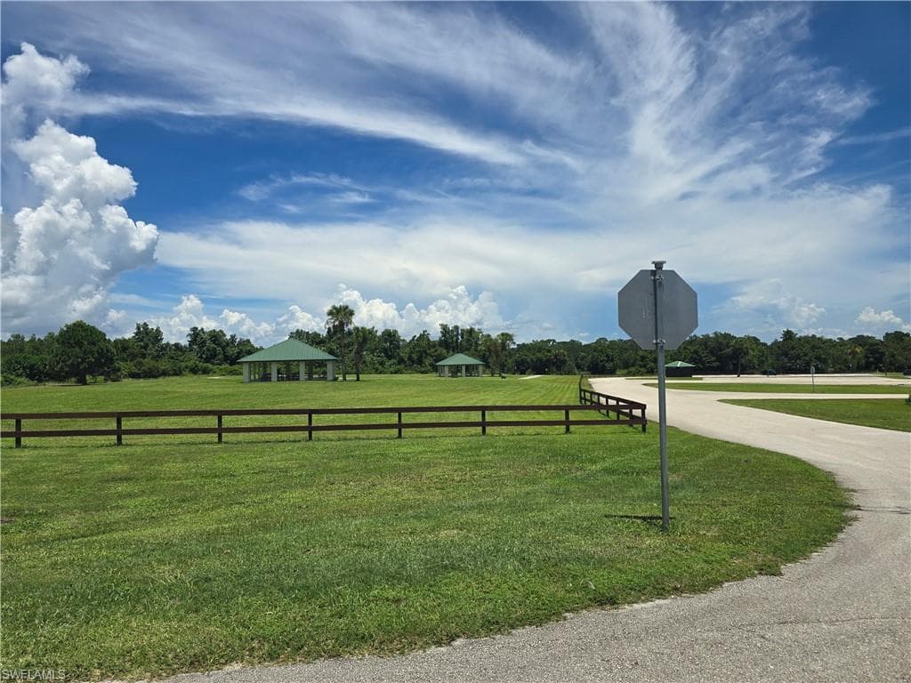 114 Highlands Lake DR-31
