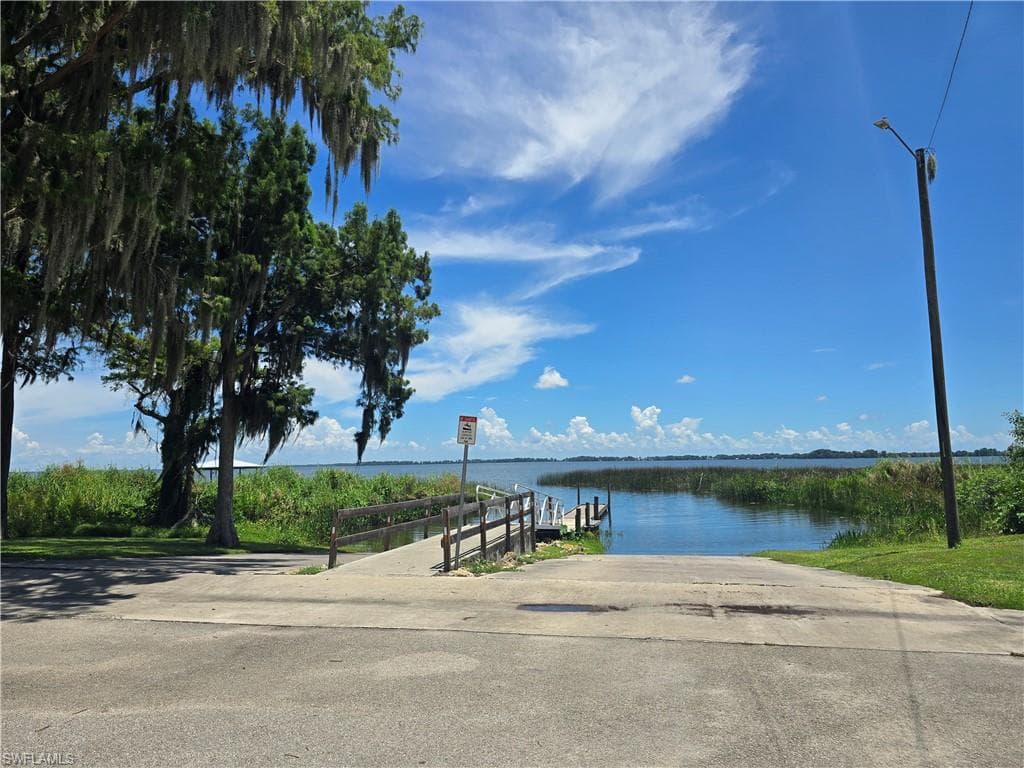 114 Highlands Lake DR-29
