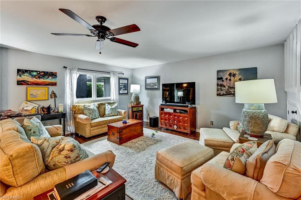 4259 Island CIR 3-3