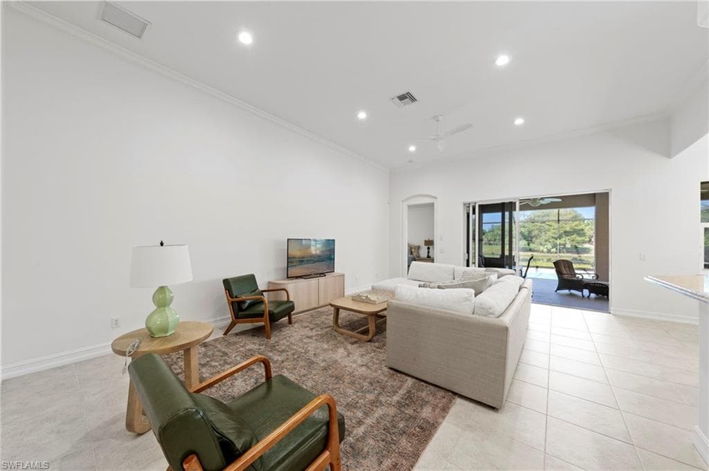 10864 Tiberio DR-28