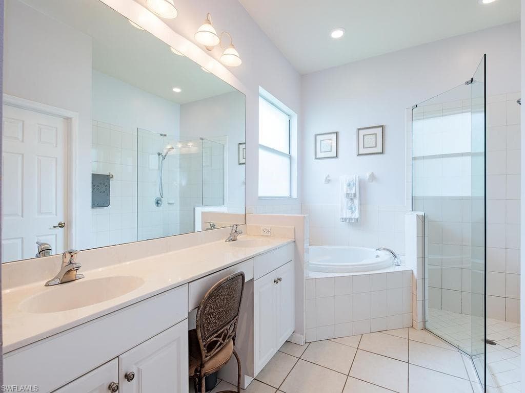 5013 Fairhaven LN-10