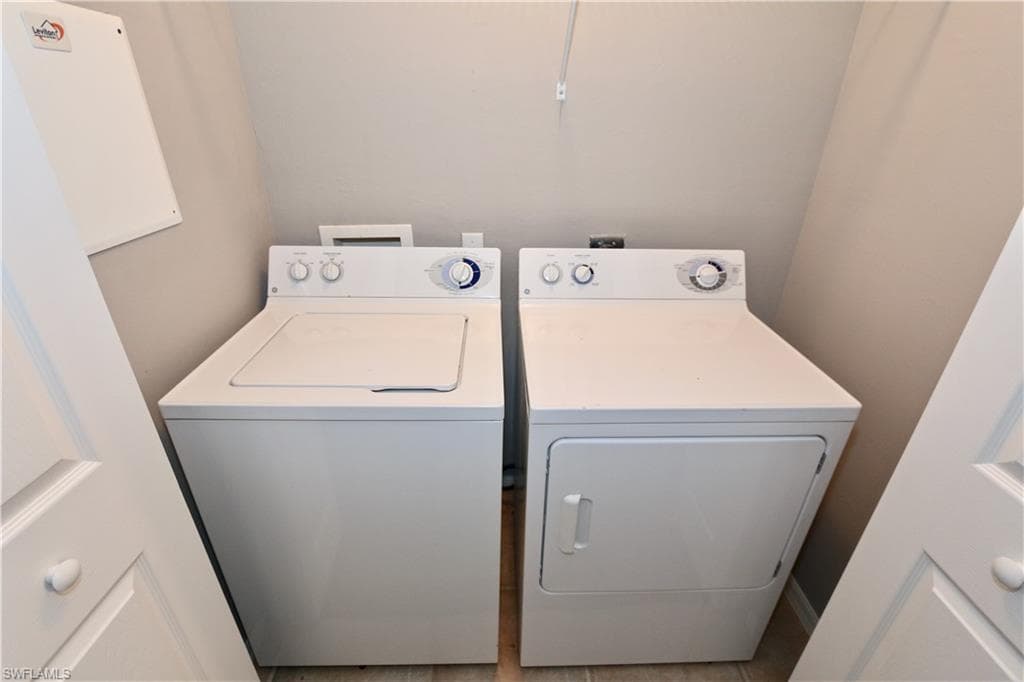 1055 Albany CT 217-21