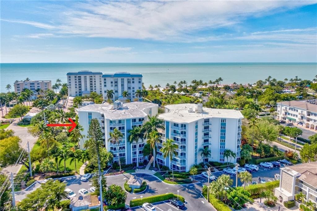 1300 Gulf Shore BLVD N 406-2