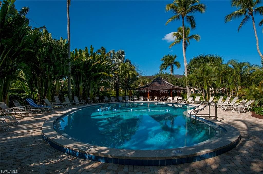 1300 Gulf Shore BLVD N 406-21