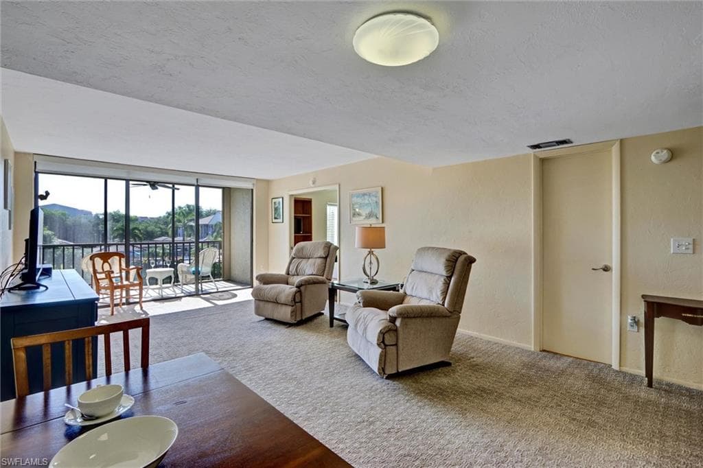 4240 Steamboat BEND 303-9