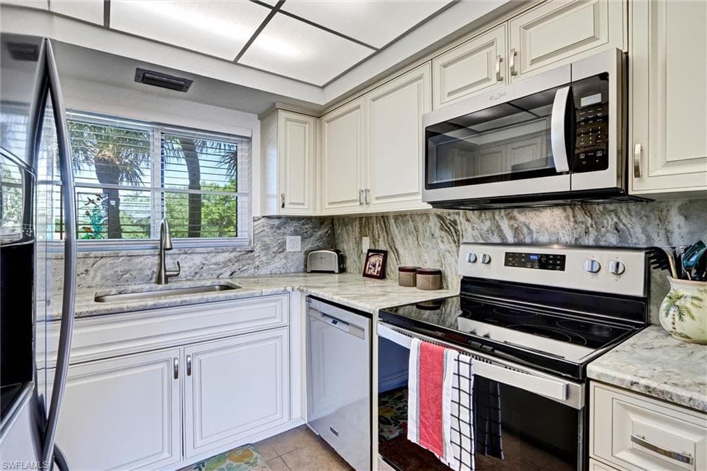 4240 Steamboat BEND 303-11