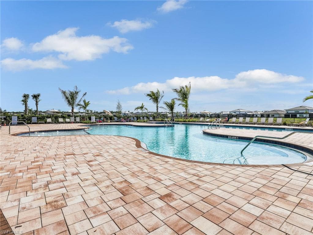 18400 Parksville DR-17