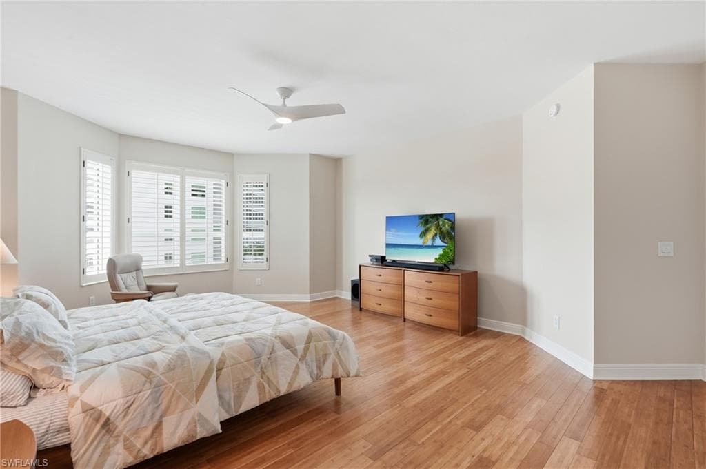 285 Grande WAY 401-16