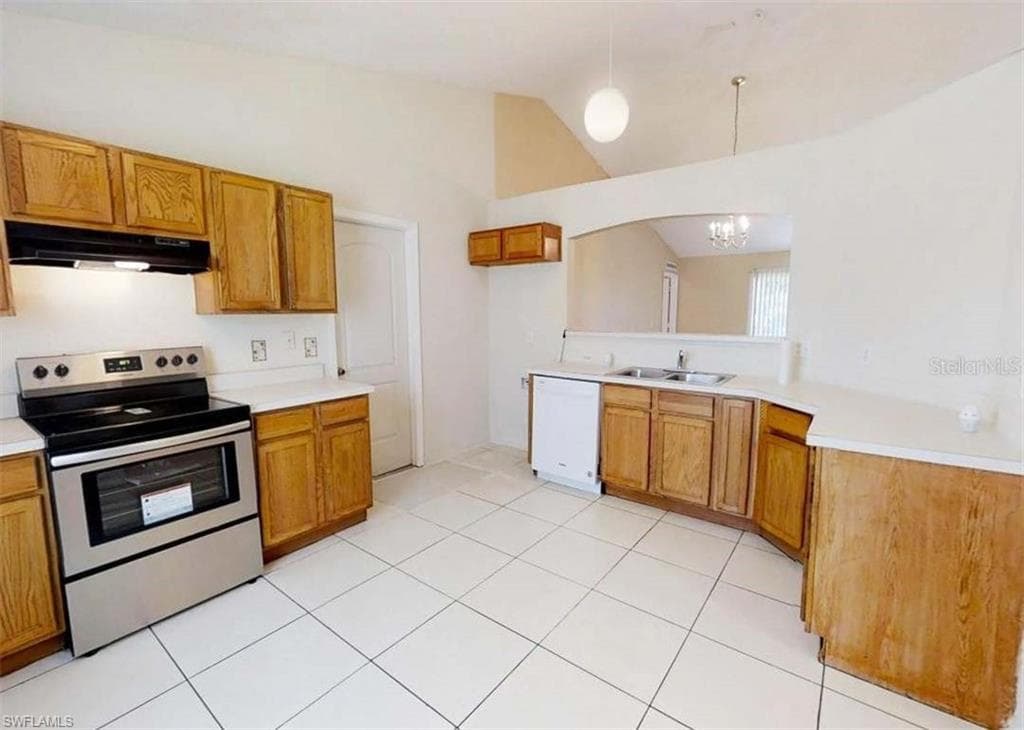 502 Eldron AVE-3