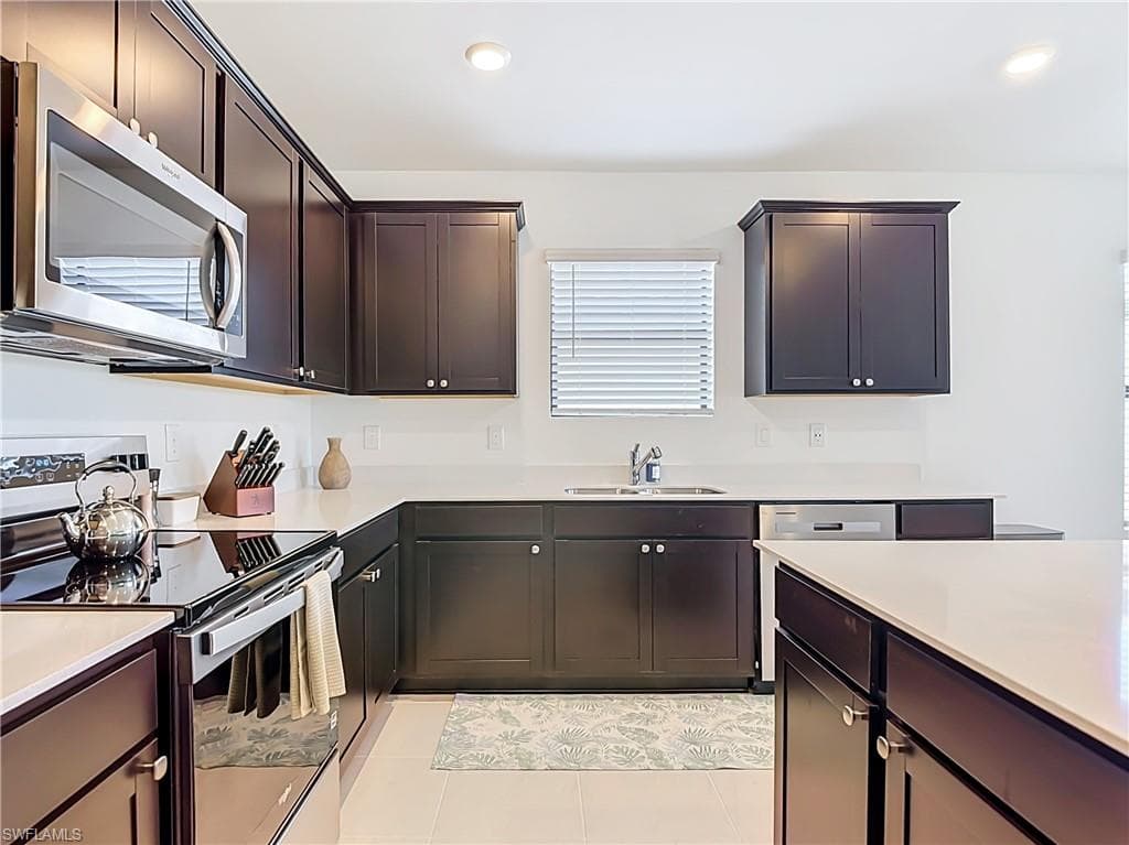 1211 Caloosa Cove DR-6