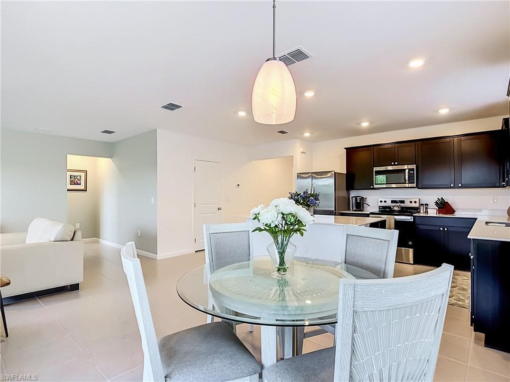1211 Caloosa Cove DR-13