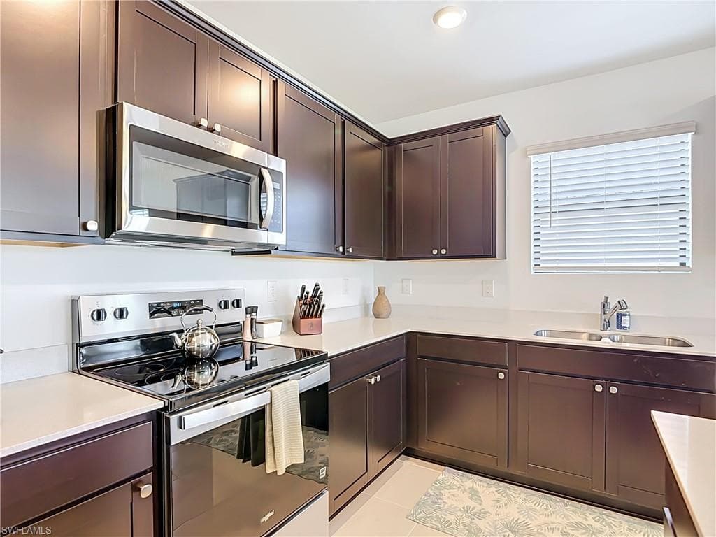 1211 Caloosa Cove DR-7