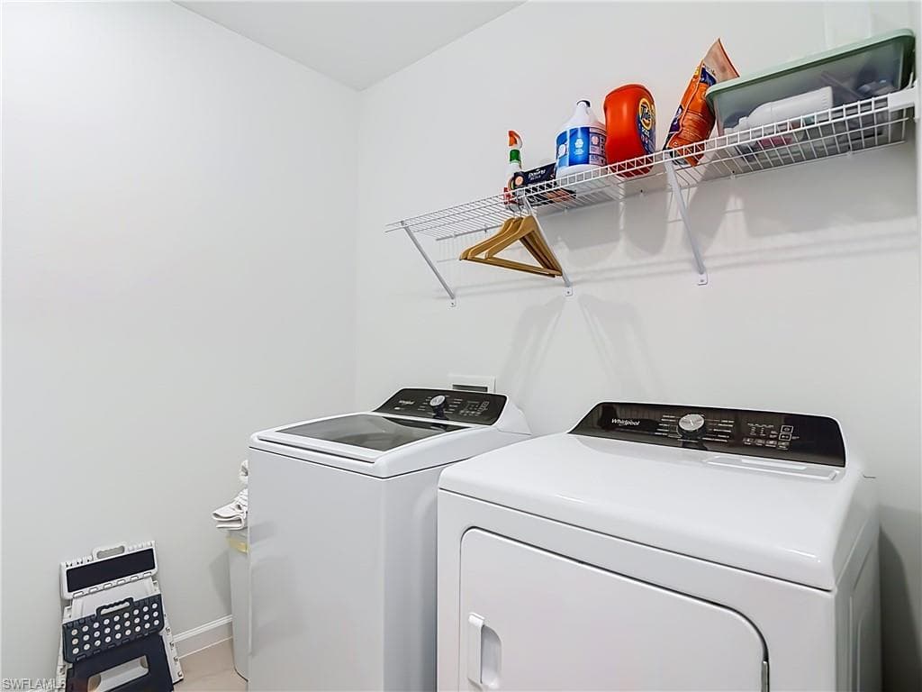 1211 Caloosa Cove DR-36