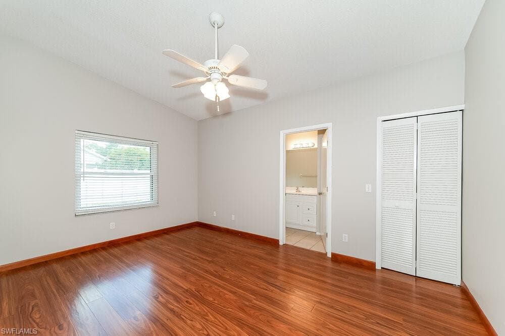 3575 Chinaberry LN-8