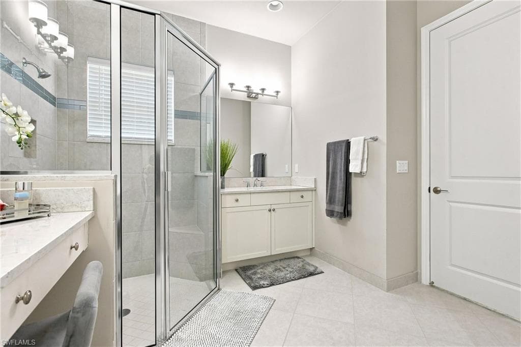 28410 Capraia DR-22