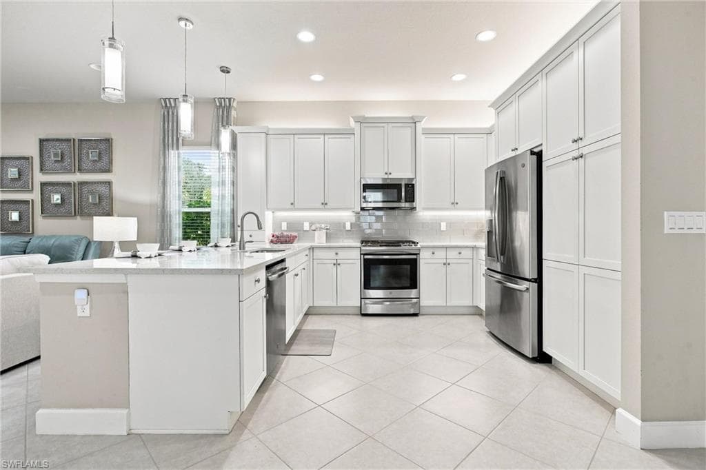 28410 Capraia DR-9