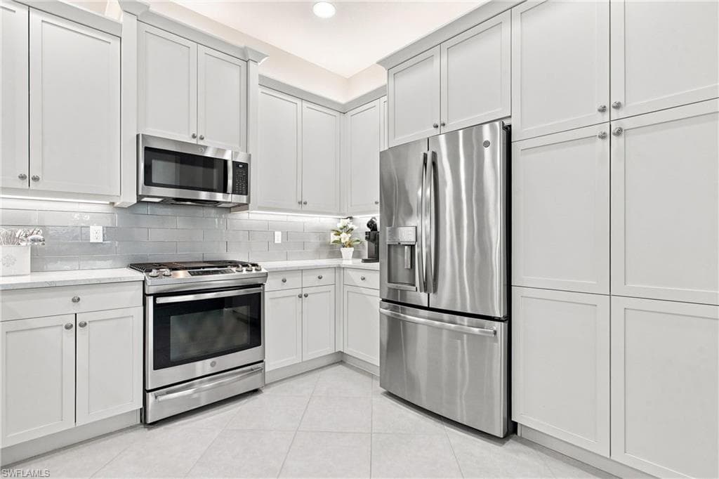 28410 Capraia DR-10